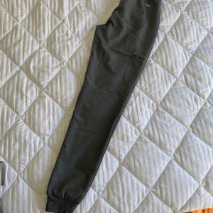 FIGS graphite XS tall joggers
